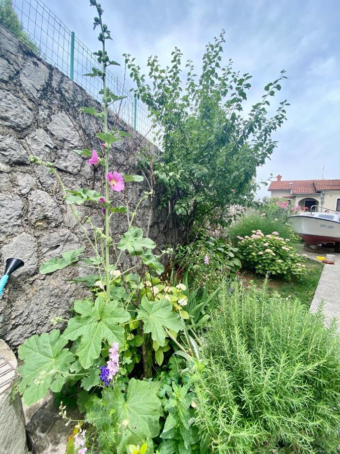 Apartman Mira Opatija Exterior foto